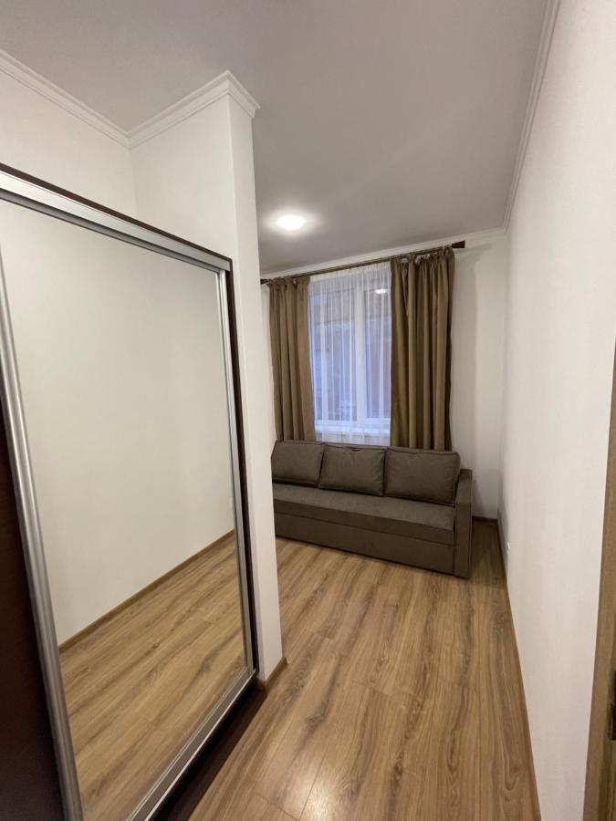 Leo Rooms Львів Екстер'єр фото