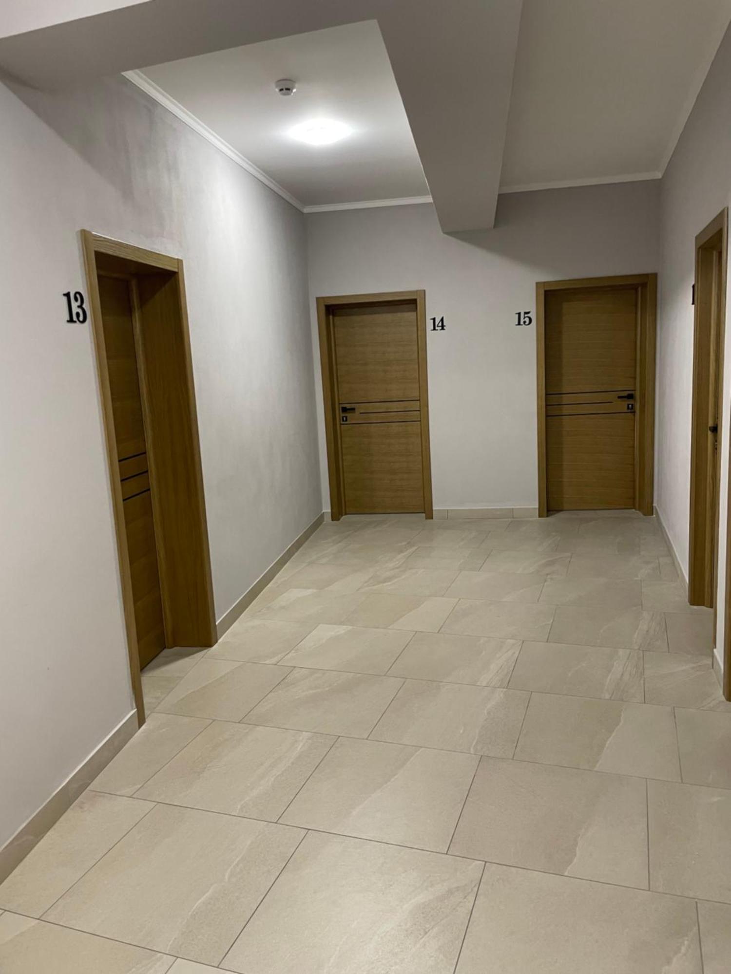 Leo Rooms Львів Екстер'єр фото