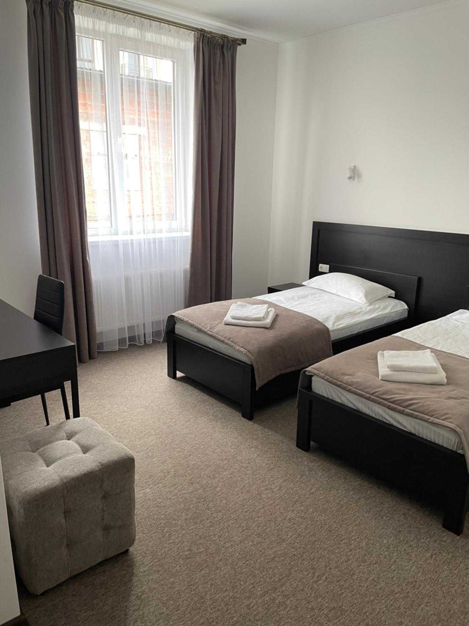 Leo Rooms Львів Екстер'єр фото
