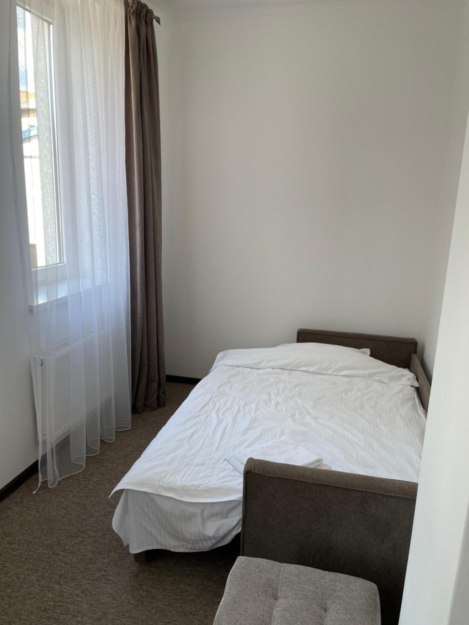 Leo Rooms Львів Екстер'єр фото